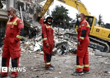 Iran's foreign minister says there are no negotiations with US