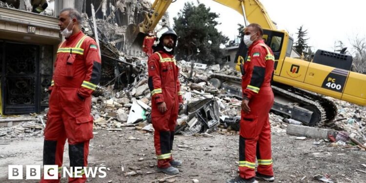 Iran's foreign minister says there are no negotiations with US