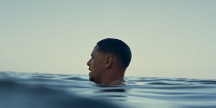 ‘The Heart Is a Muscle’ Director on Moving From ‘Trauma’ to ‘Healing’