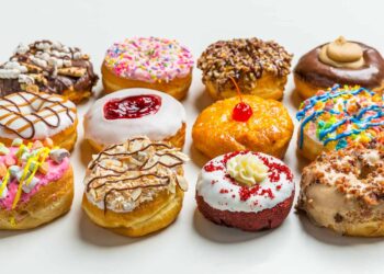 This Midwest Donut Trail Has 14 Mom-and-Pop Shops