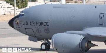 Four killed after US refuelling plane crashes in Iraq, military confirms