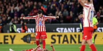 Atletico Madrid reach Copa del Rey final despite 3-0 loss at Barcelona | Football News