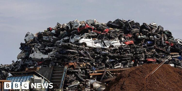 Man, 82, crushed to death in car at Munich scrapyard