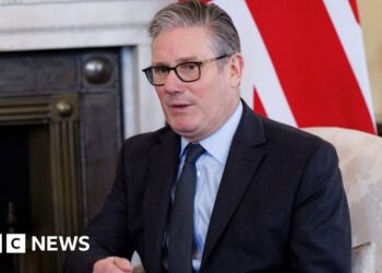 UK allows US to use bases to strike Strait of Hormuz targets