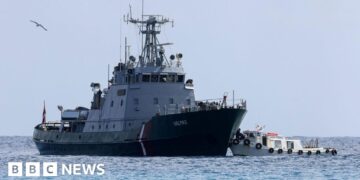 Twenty-two migrants die off Greek coast after six days at sea