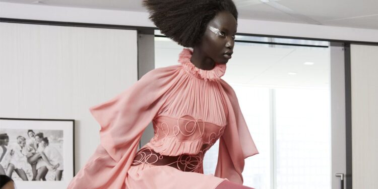 Is the Girlboss Making a Comeback?