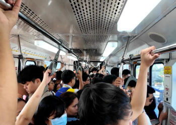 4 day week, fewer car trips in Philippines as Iran fallout bites | US-Israel war on Iran