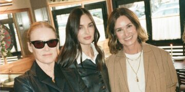 ME+EM Celebrated Spring with Lisa and Laura Love Over British Fare at SoHo Pub Dean’s