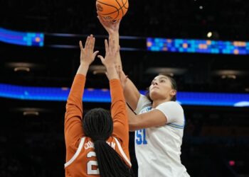 UCLA survives late surge from Texas to make first NCAA title game