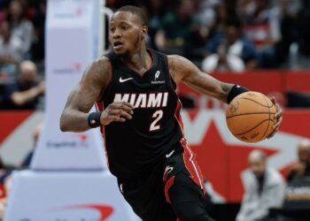 Prosecutors: Plan to file new charges against Terry Rozier