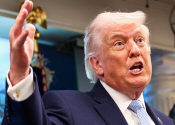 Iran war live: Trump warns of attacks as Hormuz deal deadline nears | US-Israel war on Iran News