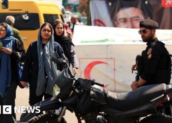 Lyse Doucet: Under fragile ceasefire, Iranians wonder if US deal can be done