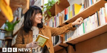 The South Korean authors rising above a tide of hate to become bestsellers