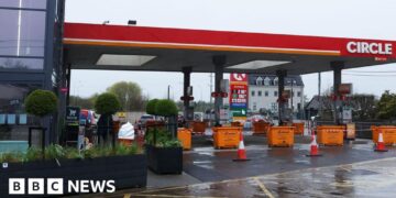 Irish cabinet meeting to be held to discuss ongoing fuel protests