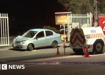 One dead after car hits pedestrians in Melbourne, police say