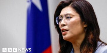 Taiwan opposition leader visits China for expected meeting with Xi Jinping