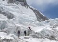 Huge chunk of glacier blocks Everest route in peak climbing season