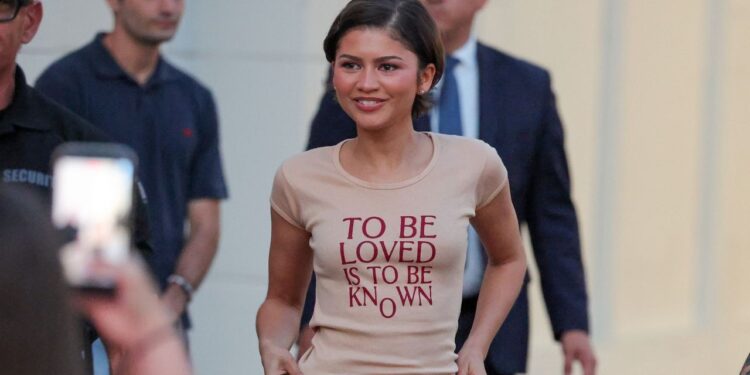 Zendaya Delivers One More Cheeky Bridal Serve for Her ‘The Drama’ Tour