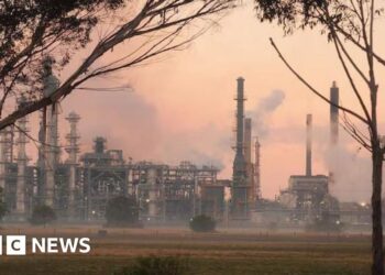 'Unprecedented' fire at Australian oil refinery to affect nation's petrol supplies