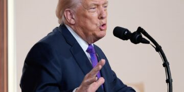 Trump unveils 100 percent tariff on drugs to push for pharmaceutical deals | Donald Trump News