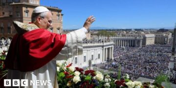 Pope Leo calls for global leaders to choose peace in his first Easter Mass