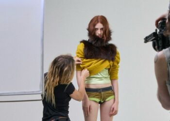 AI Is Everywhere. Fashion Photographers Are Being Forced to Adapt