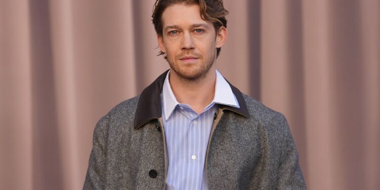 LVMH’s Fashion Sales Drop 2% in Q1