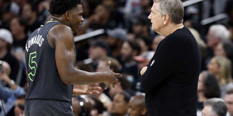 Wolves fail to heed Edwards’ warning, come out ‘cool’ in rout