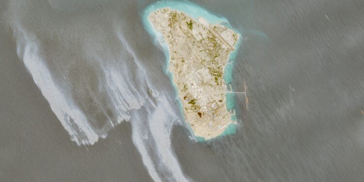 Satellite images show likely oil slick off Iran’s Kharg Island | Environment