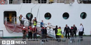 Passengers allowed to leave norovirus-hit cruise ship