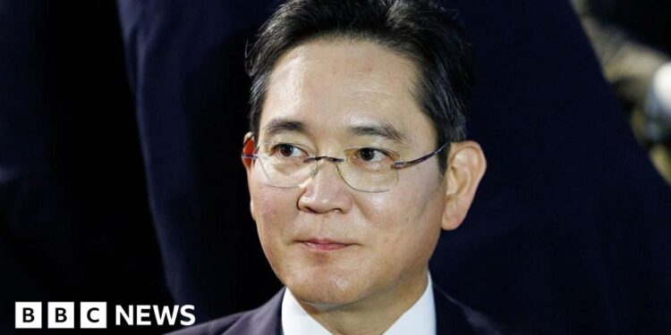 Samsung family pays off record $8bn inheritance tax bill