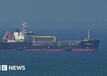 Why and how is US blockading Iranian ports in Strait of Hormuz?