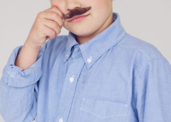 A Kid With a Fake Mustache Tricked an Online Age-Verification Tool