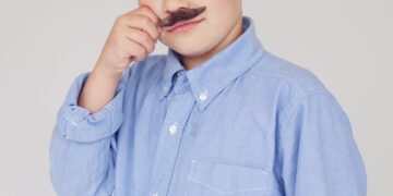 A Kid With a Fake Mustache Tricked an Online Age-Verification Tool
