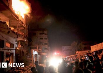 Hamas confirms top commander killed in Israeli air strike